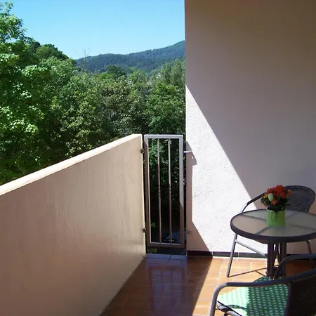Ferienwohnung Am Kugelberg Apartamento *
